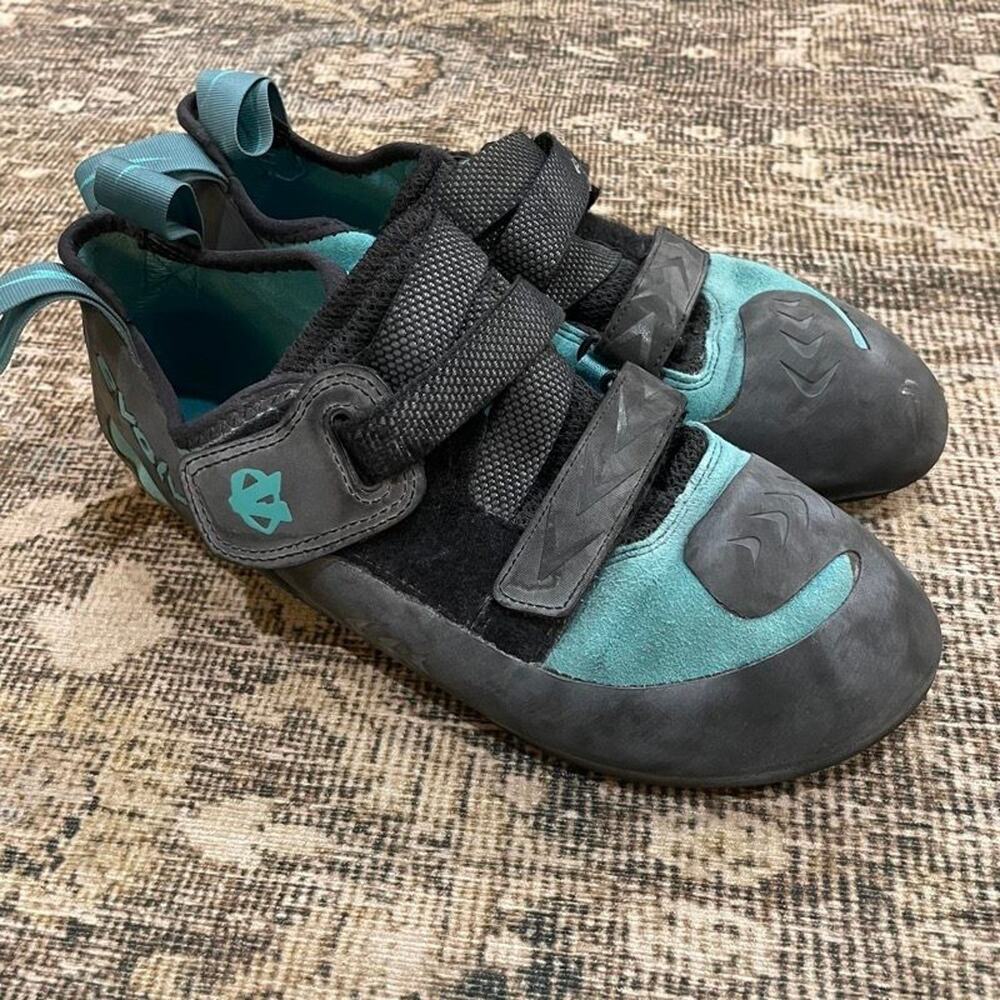 Evolv Kira Womens Rock Climbing Shoes US 11 Teal Black TRAX Rubber